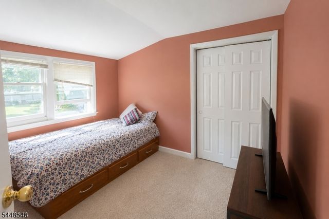 21 Chester Ave, Rockaway Boro, NJ 07866