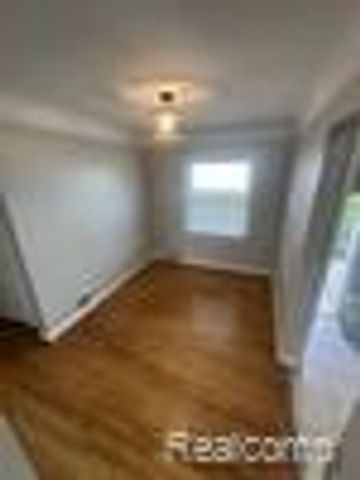 3602 RAVENA Avenue, Royal Oak, MI 48073