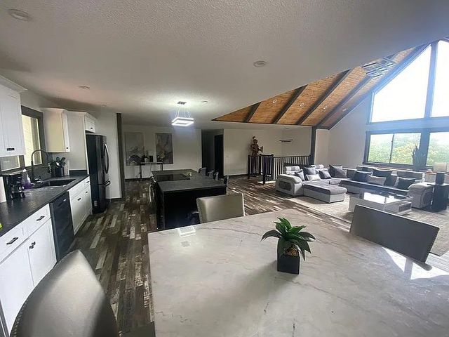 2901 Huckleberry Lane, Rocky Face, GA 30740
