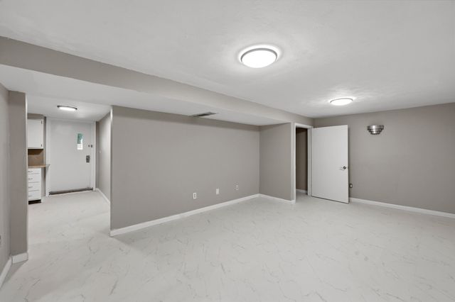 2347 Heather Way, Lexington, KY 40503