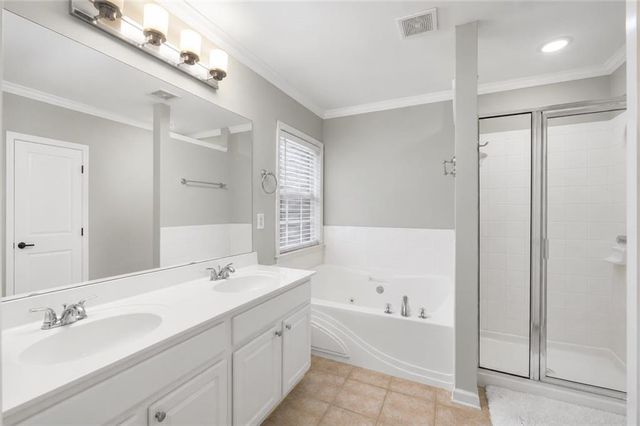 3743 Chattahoochee Summit Drive SE 2, Atlanta, GA 30339