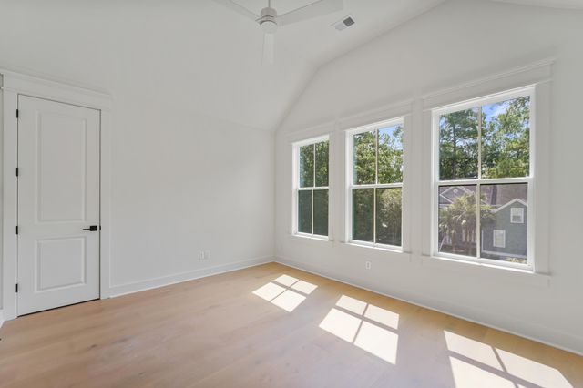 4715 Gold Cup Lane, Hollywood, SC 29449