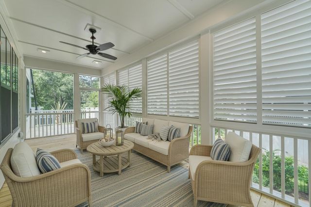 4715 Gold Cup Lane, Hollywood, SC 29449