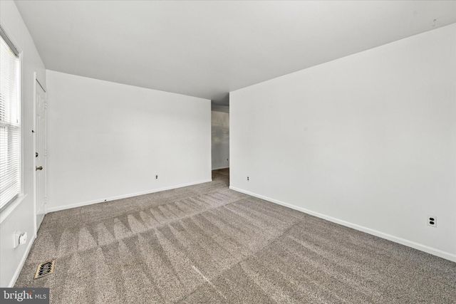 25 WINSOME WAY, Newark, DE 19702
