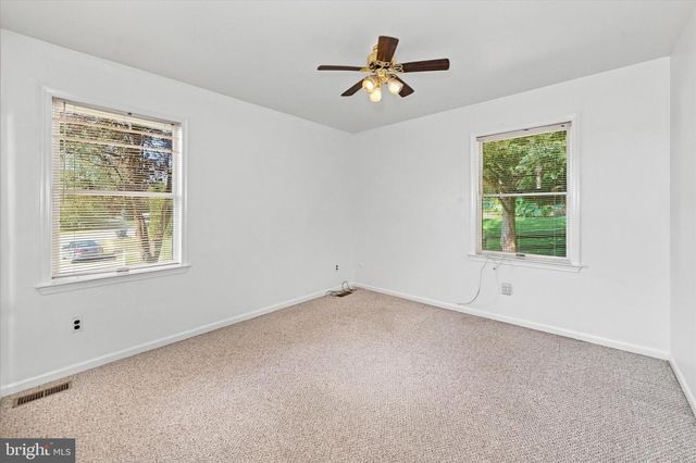 25 WINSOME WAY, Newark, DE 19702