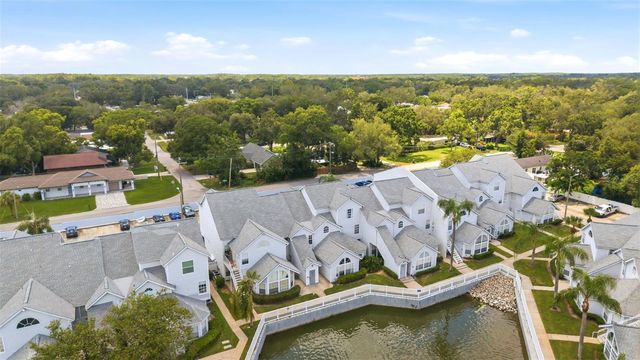 12237 ARMENIA GABLES CIR, Tampa, FL 33612