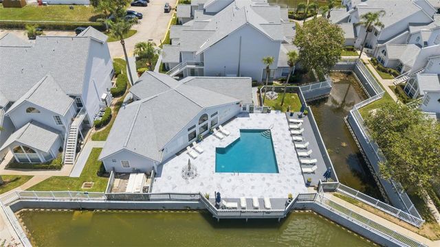 12237 ARMENIA GABLES CIR, Tampa, FL 33612