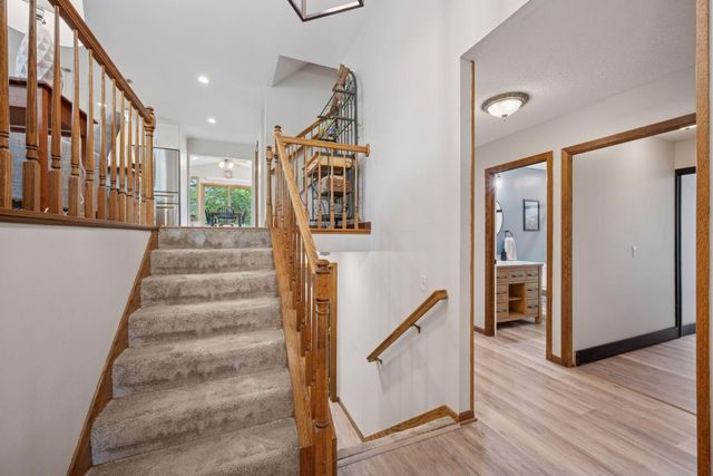 9772 Ives Lane N, Maple Grove, MN 55369