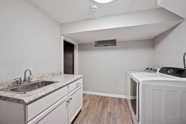 9772 Ives Lane N, Maple Grove, MN 55369