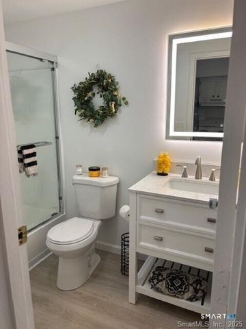 16 Pine Orchard Road APT 9, Branford, CT 06405