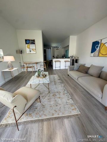 16 Pine Orchard Road APT 9, Branford, CT 06405