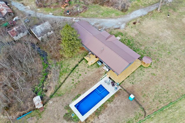 220 Pleasant Hill Road, Chuckey, TN 37641