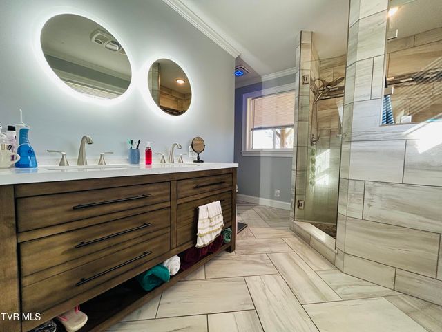 220 Pleasant Hill Road, Chuckey, TN 37641