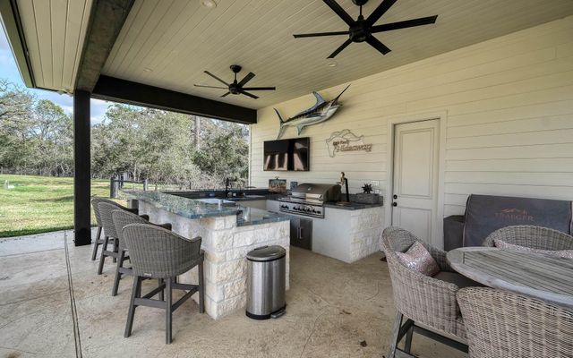 22474-A Kmiec Road, Hempstead, TX 77445