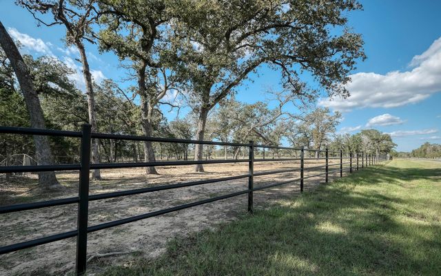 22474-A Kmiec Road, Hempstead, TX 77445