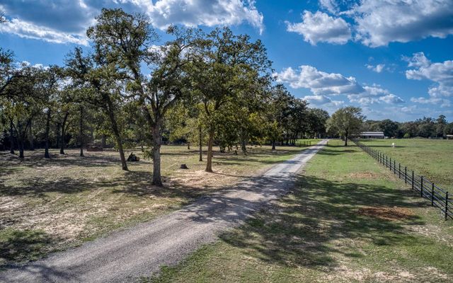 22474-A Kmiec Road, Hempstead, TX 77445