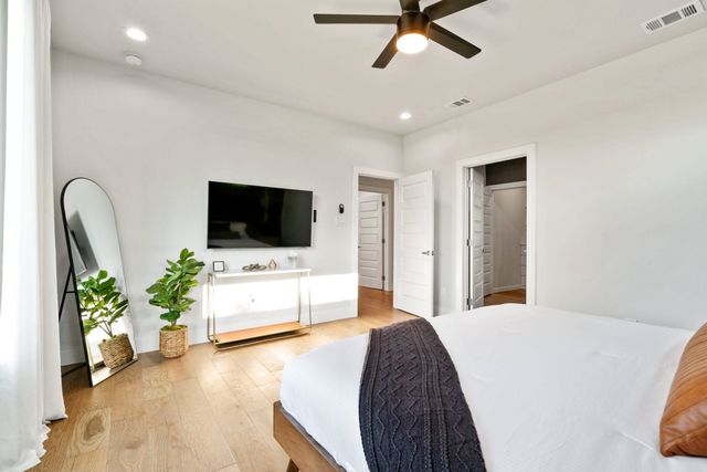 1954 Pueblo Street, Dallas, TX 75212