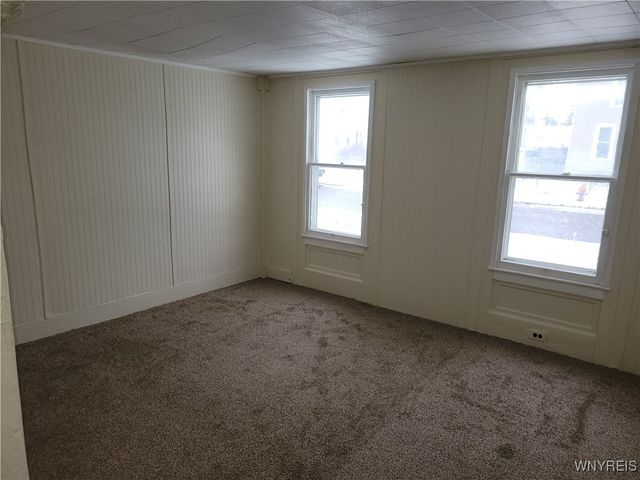 122 Erie Street, Lockport City, NY 14094