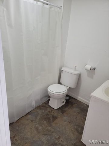 122 Erie Street, Lockport City, NY 14094