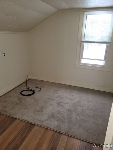 122 Erie Street, Lockport City, NY 14094