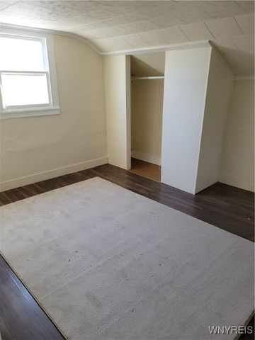 122 Erie Street, Lockport City, NY 14094