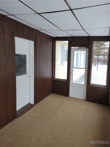 122 Erie Street, Lockport City, NY 14094