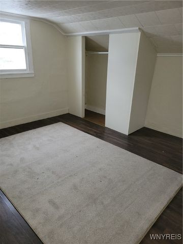 122 Erie Street, Lockport City, NY 14094