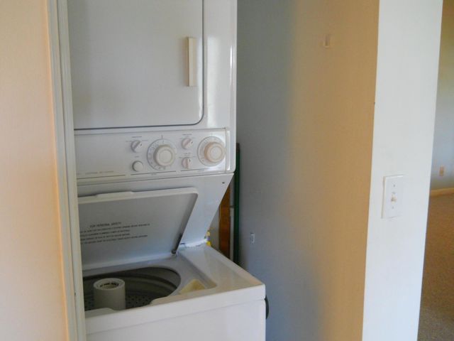 166 Lake Meryl Drive 166, West Palm Beach, FL 33411