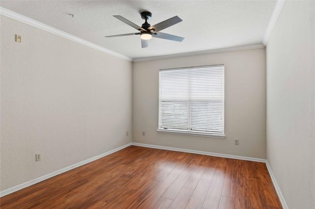 1711 Old Spanish Trail 207, Houston, TX 77054