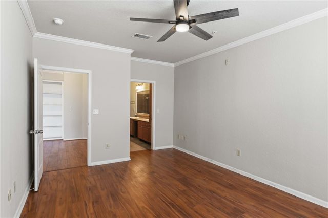 1711 Old Spanish Trail 207, Houston, TX 77054