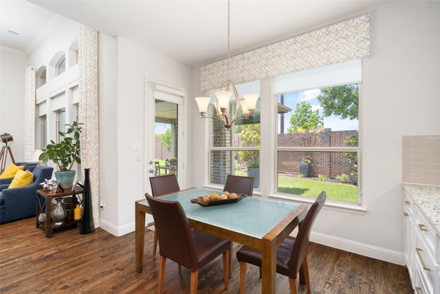 6313 Cobbie Creek Drive, Frisco, TX 75034