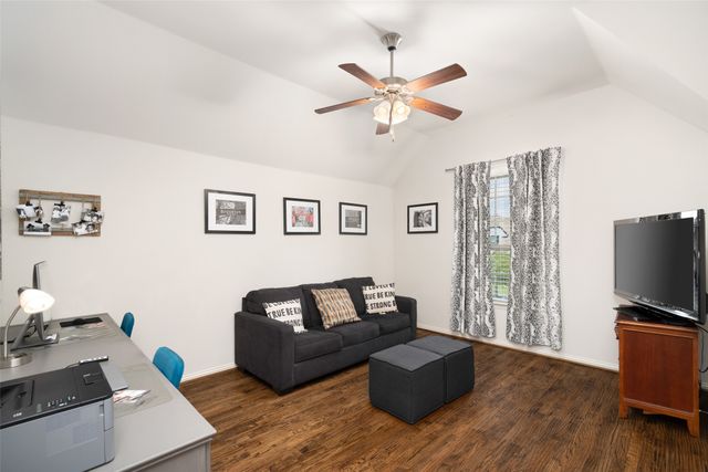 6313 Cobbie Creek Drive, Frisco, TX 75034
