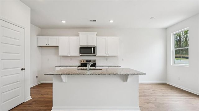 2666 Alderbrook Circle, College Park, GA 30349