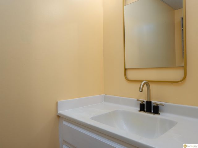 626 Parkview Avenue, Eagle, NE 68347