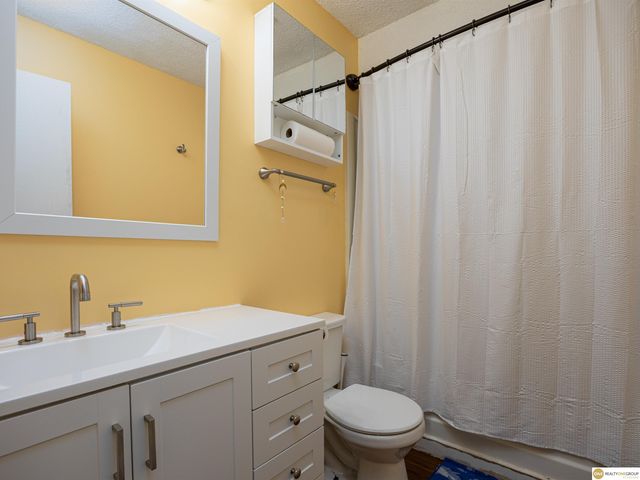 626 Parkview Avenue, Eagle, NE 68347