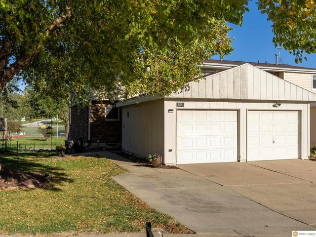 626 Parkview Avenue, Eagle, NE 68347