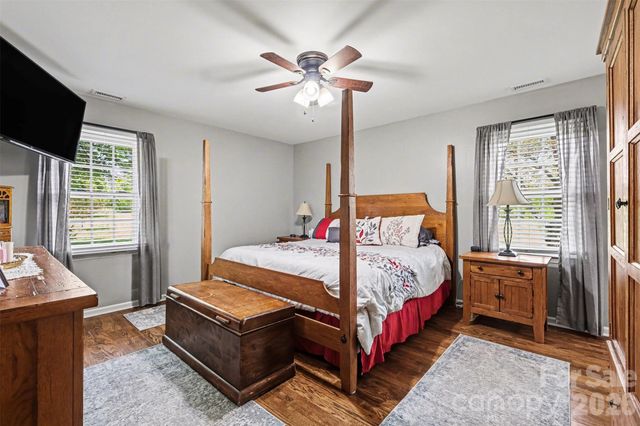 9116 Highland Creek Parkway, Charlotte, NC 28269