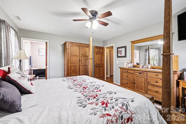 9116 Highland Creek Parkway, Charlotte, NC 28269