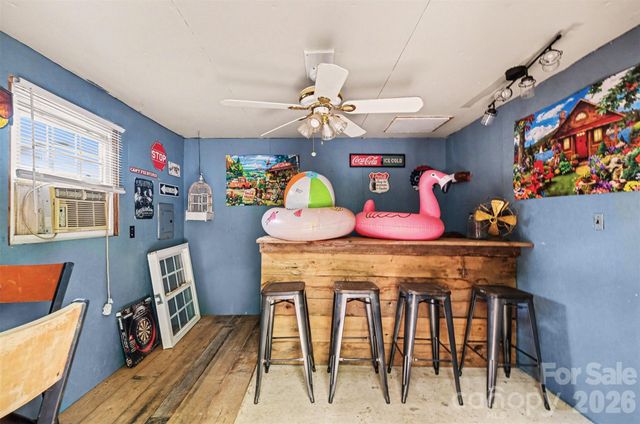 9116 Highland Creek Parkway, Charlotte, NC 28269