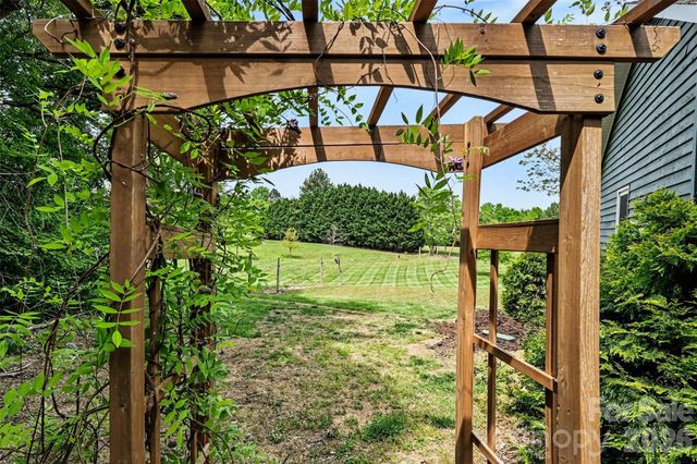 9116 Highland Creek Parkway, Charlotte, NC 28269