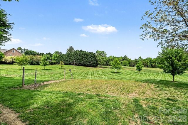 9116 Highland Creek Parkway, Charlotte, NC 28269