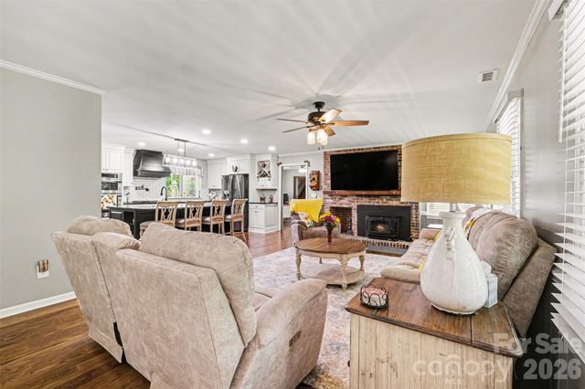 9116 Highland Creek Parkway, Charlotte, NC 28269