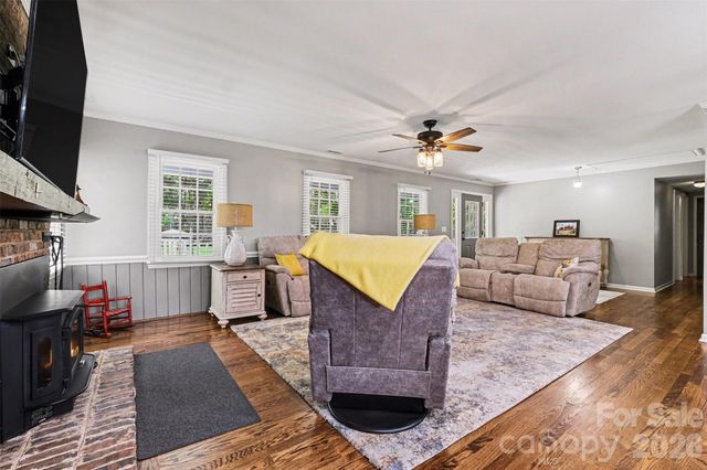 9116 Highland Creek Parkway, Charlotte, NC 28269