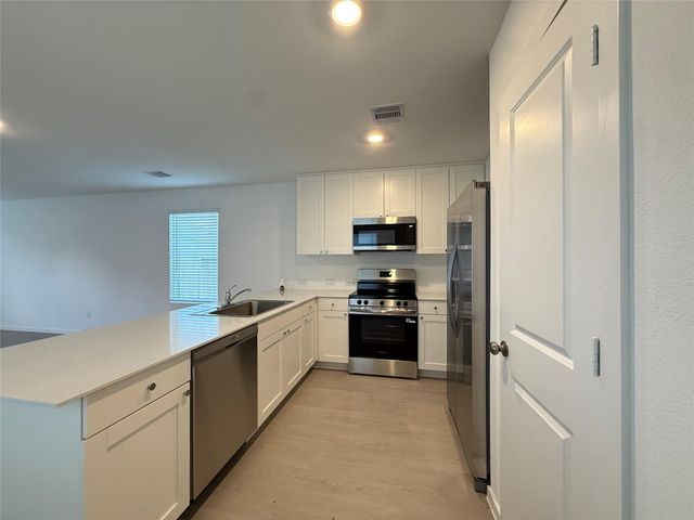 3650 Duplet Ave, Conroe, TX 77306