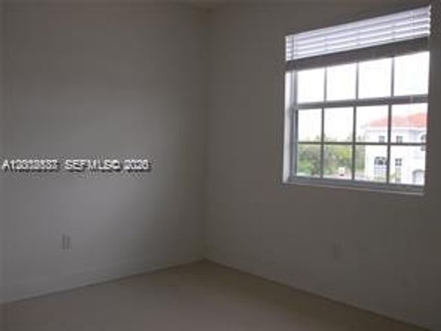 15650 SW 11th Ter 0, Miami, FL 33194