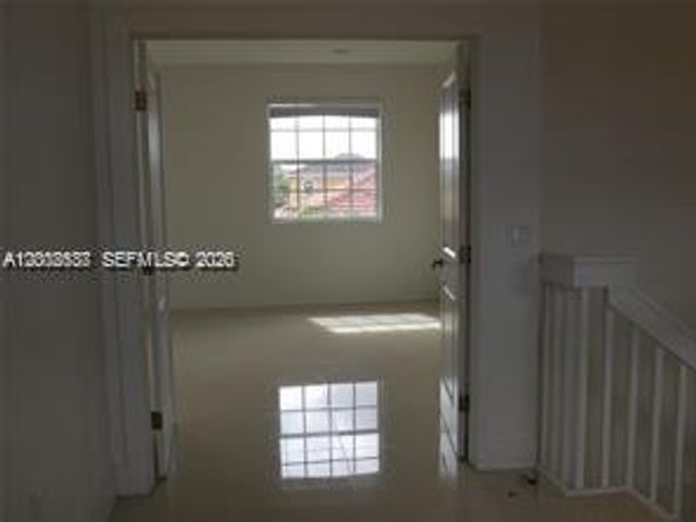 15650 SW 11th Ter 0, Miami, FL 33194