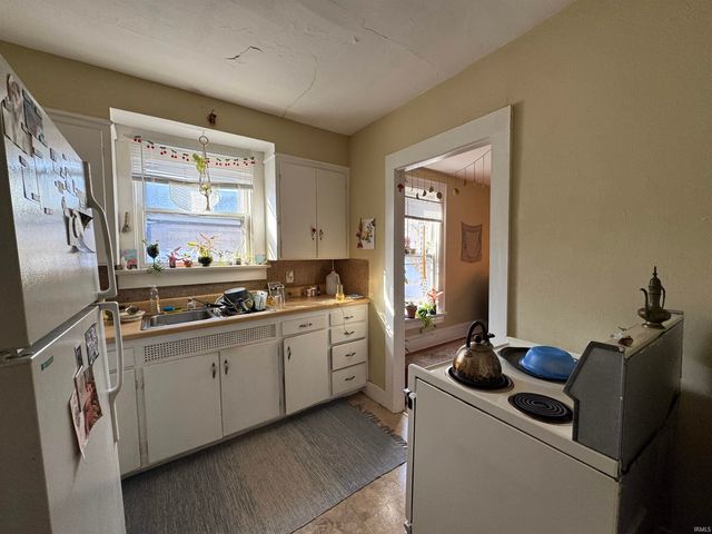 3201 Dinnen Avenue, Fort Wayne, IN 46807