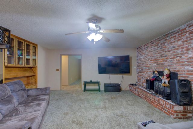 2982 Sequoia Dr, Merced, CA 95340