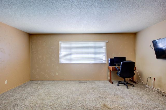 2982 Sequoia Dr, Merced, CA 95340