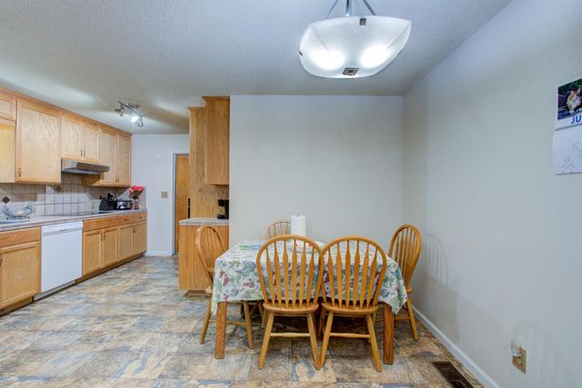 2982 Sequoia Dr, Merced, CA 95340